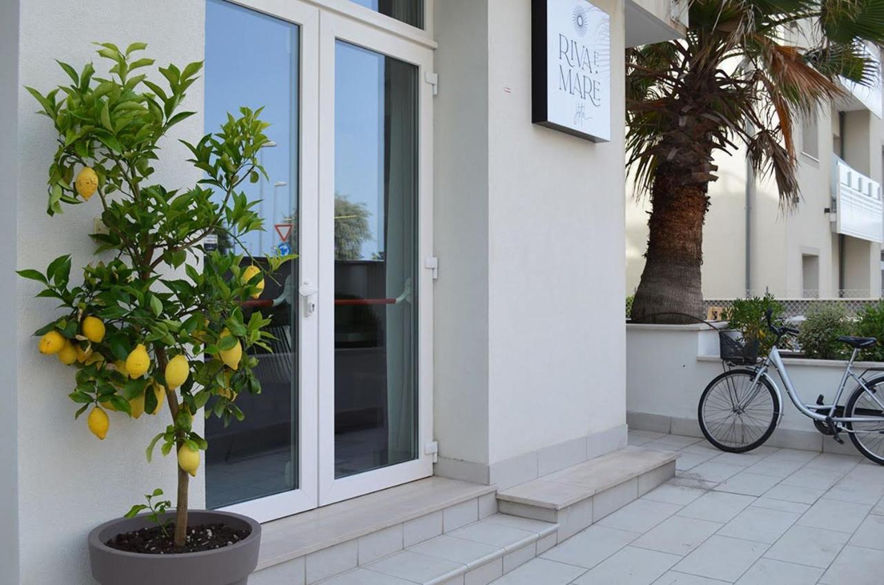 Hotel Riva E Mare Rímini Exterior foto