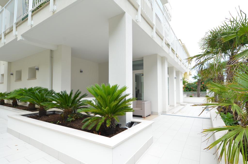 Hotel Riva E Mare Rímini Exterior foto